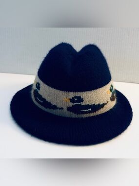 Blue Knit Fedora Hat w Ducks Asheville NC VTG